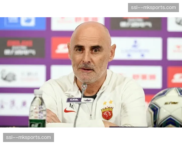 海港西班牙中场梅伦多大概率无缘新赛季，引援权归主帅穆斯卡特