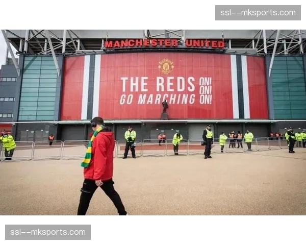 曼联公布2025年第四季度财报，商业收入增长但债务压力依然显著